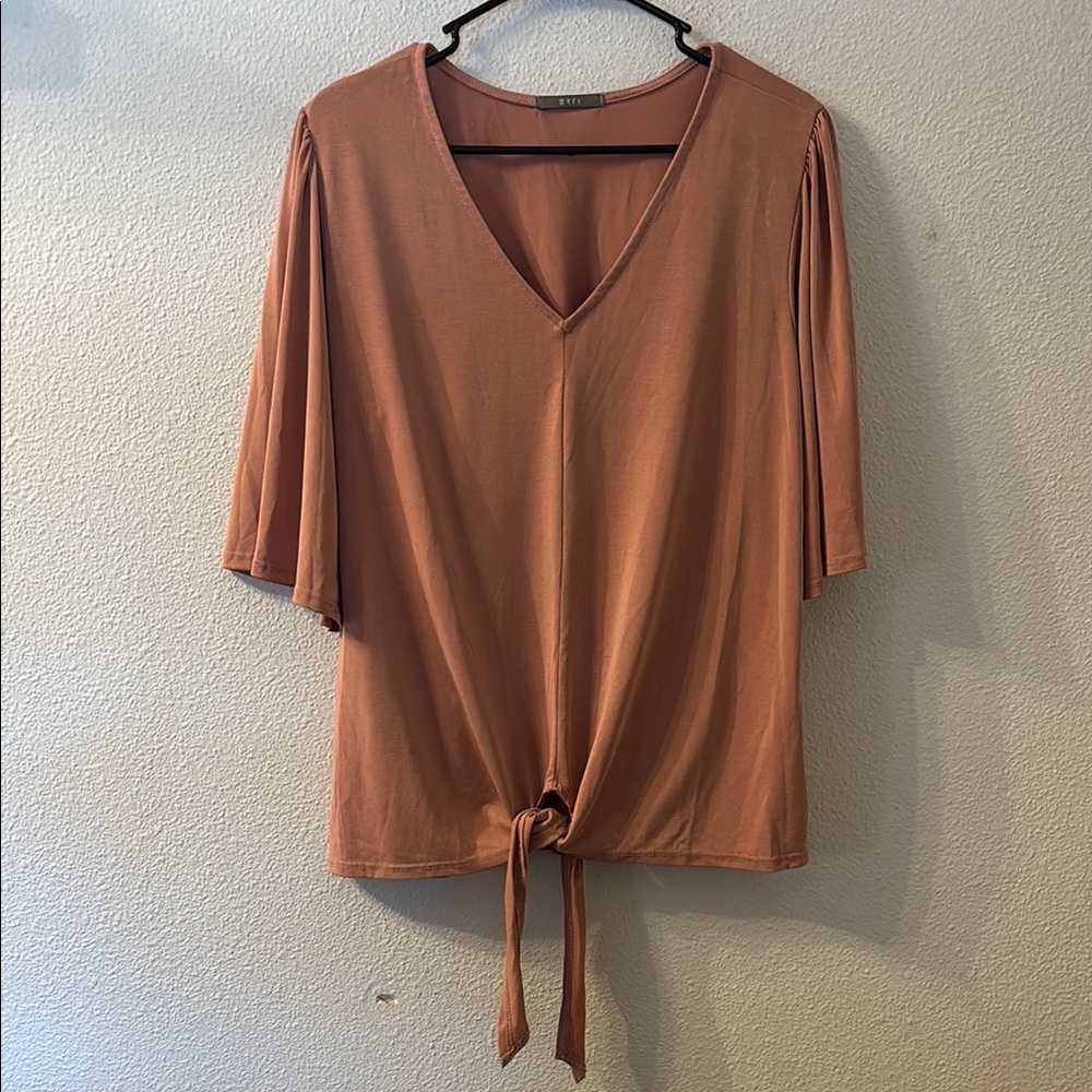 Gyft Chic Brown 3/4 Sleeve Tie Front Blouse